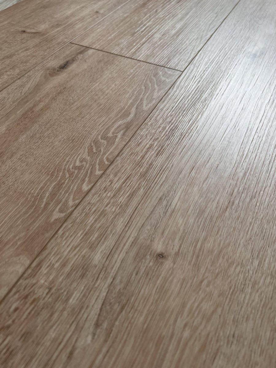 SPC ламинат "OneFloor" ЕСО 5062 (4V фаска) (1220*184*4 мм) — купить в Череповце