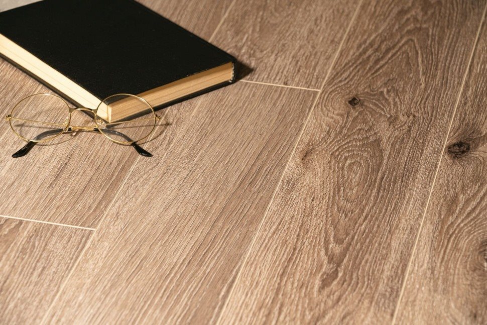 Виниловый ламинат "Bonkeel" Style Дуб Матира (1200*125*4 мм) — купить в Череповце