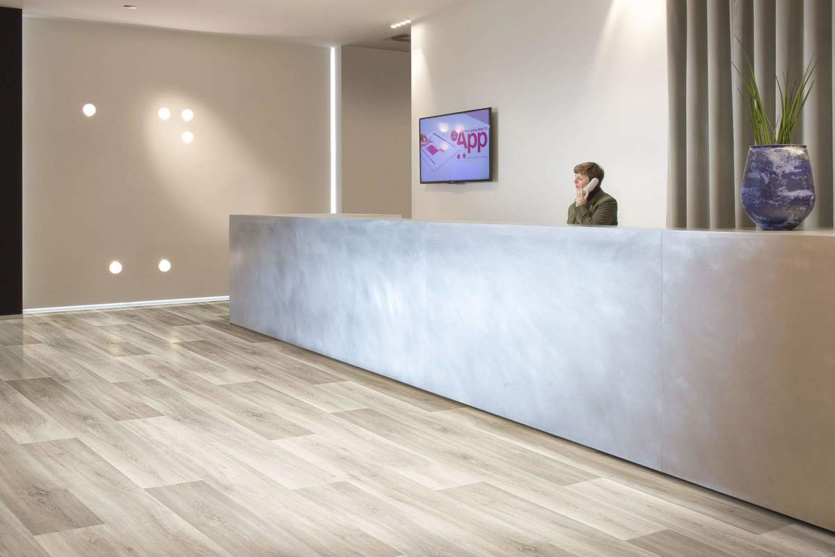 Замковая ПВХ плитка "Berry Alloc" Pureclick 55 LIME OAK 139S (204*1326*5 мм) — купить в Череповце