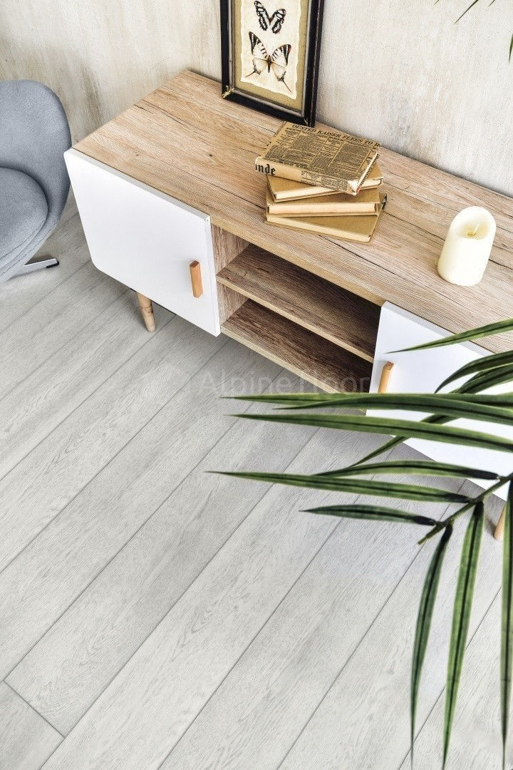 Замковая ПВХ плитка Зимний лес  (1220*183*6мм) — купить в Череповце