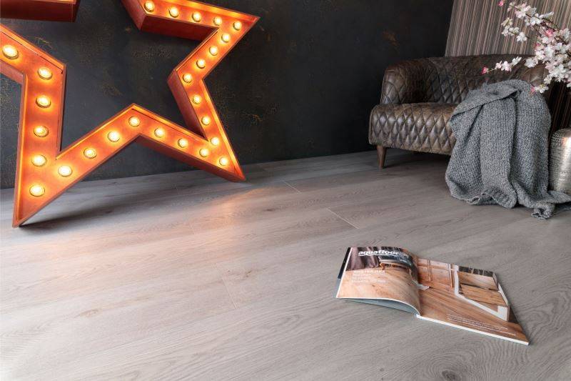 Замковая ПВХ плитка "Aquafloor" AF8022XXL (1800*228*8 мм) — купить в Череповце