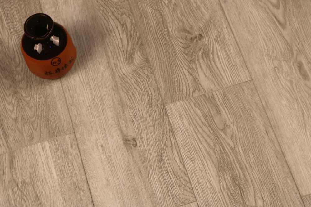 LVT плитка "Profield" Дуб Мадейра (915,4*152,4*2,5 мм) — купить в Череповце