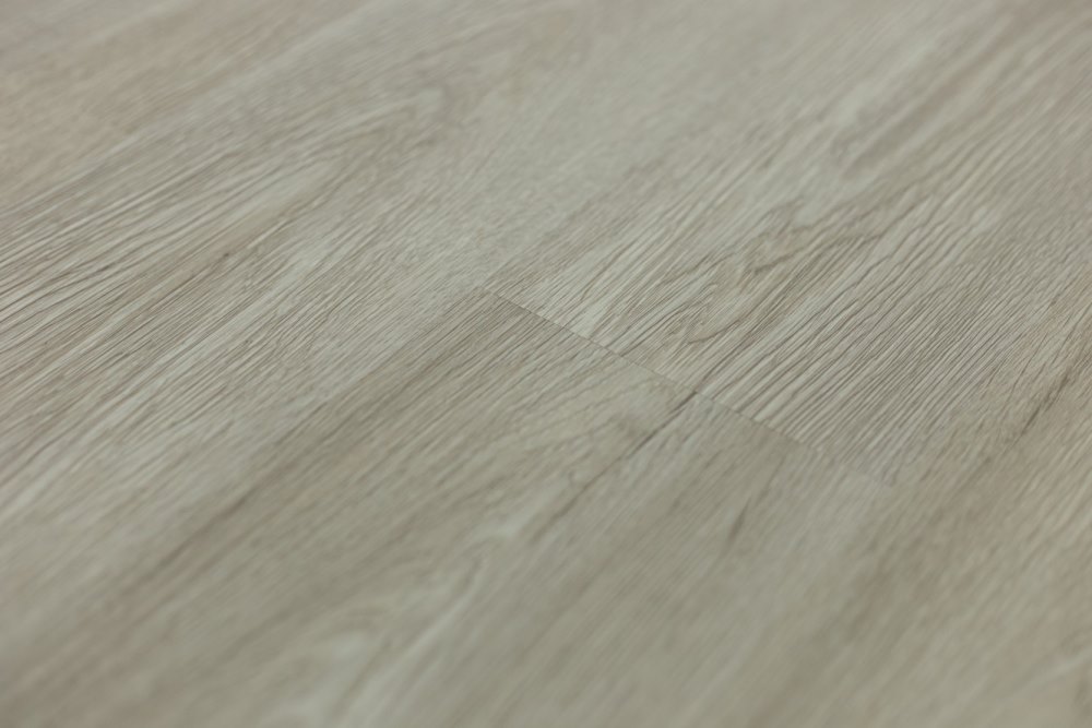 Замковая ПВХ плитка "Art Tile" Дуб Британь (920*150*4 мм) — купить в Череповце