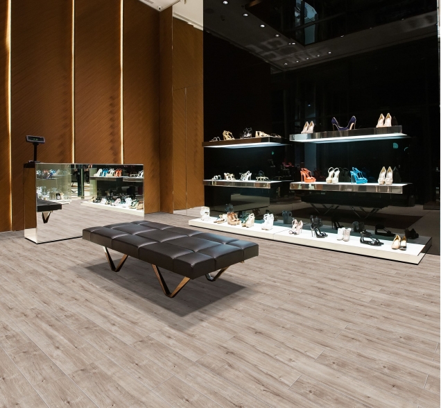 SPC ламинат "Royce" Sense Дуб Кааба 705 (1200*180*4 мм) — купить в Череповце