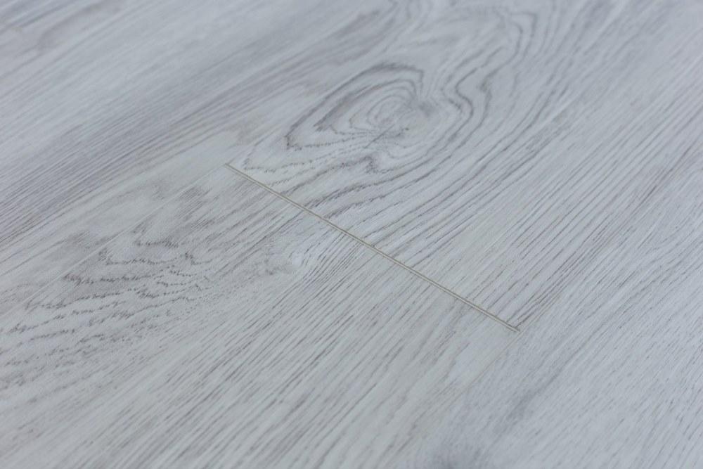 Замковая ПВХ плитка "Art Tile" Ясень Эдмонтон (1220*152*5 мм) — купить в Череповце