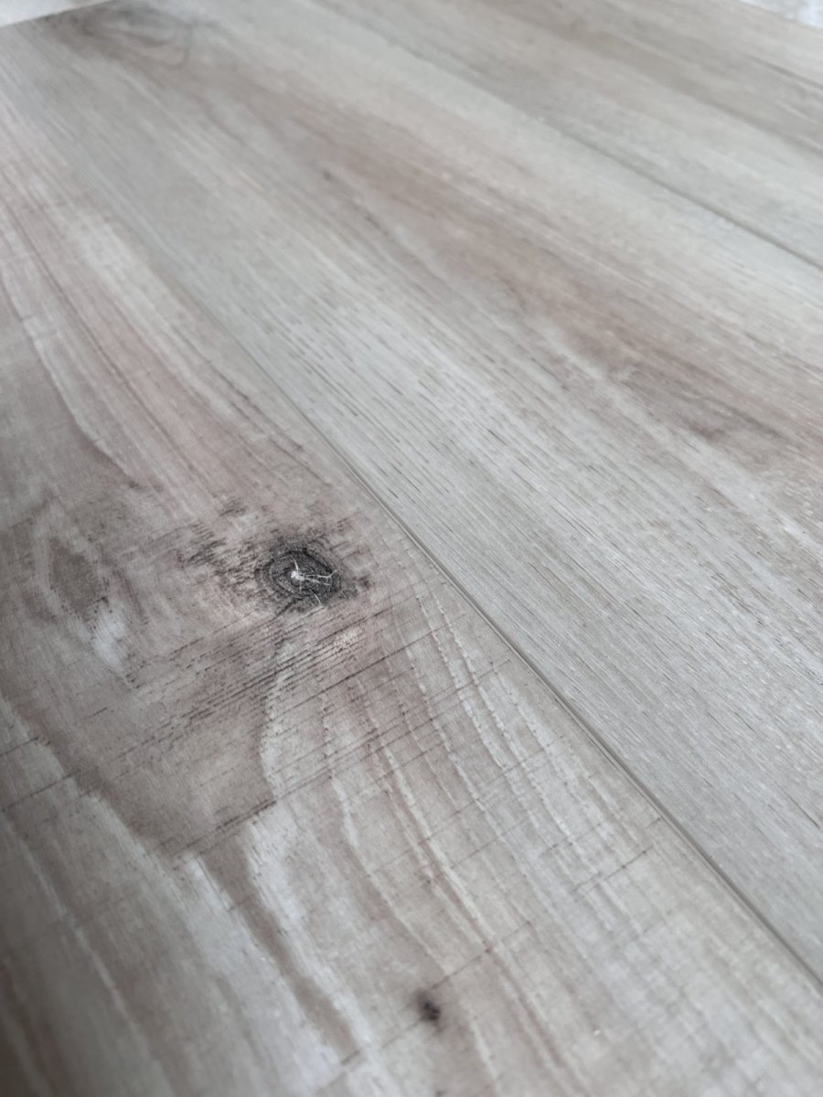 SPC ламинат "OneFloor" ЕСО 5021 (4V фаска) (1220*184*4 мм) — купить в Череповце