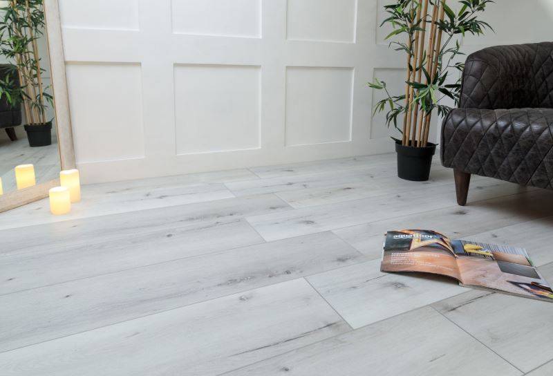 Замковая ПВХ плитка "Aquafloor" AF8006XL (1524*228*8 мм) — купить в Череповце