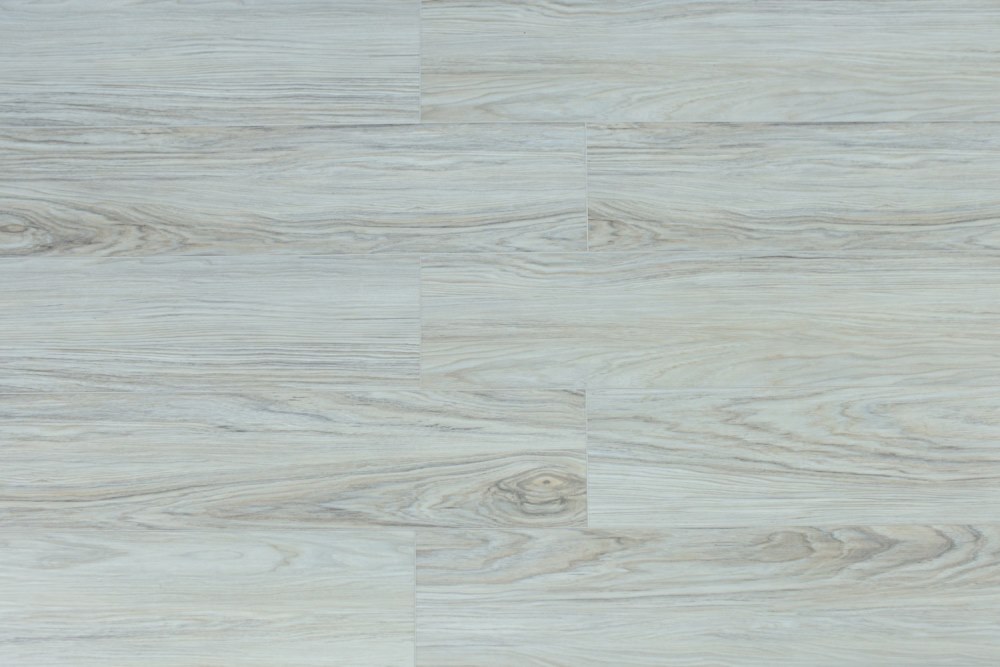 Замковая ПВХ плитка "Art Tile" Клён Жемчужный (1220*152*5 мм) — купить в Череповце