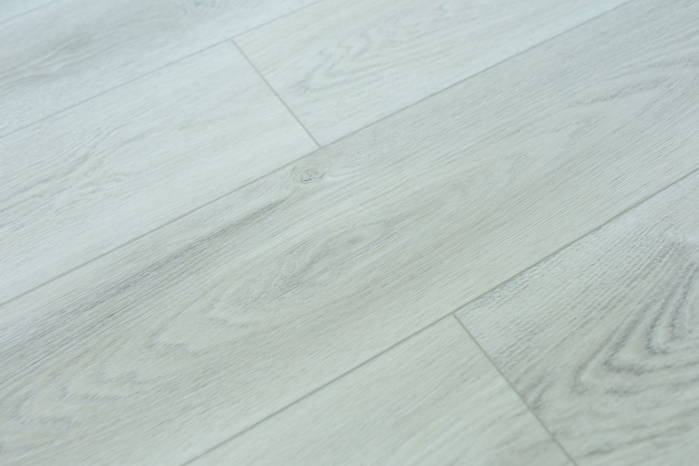 Замковая ПВХ плитка "Art Tile" Дуб Ланкастер (1200*183*6 мм) — купить в Череповце