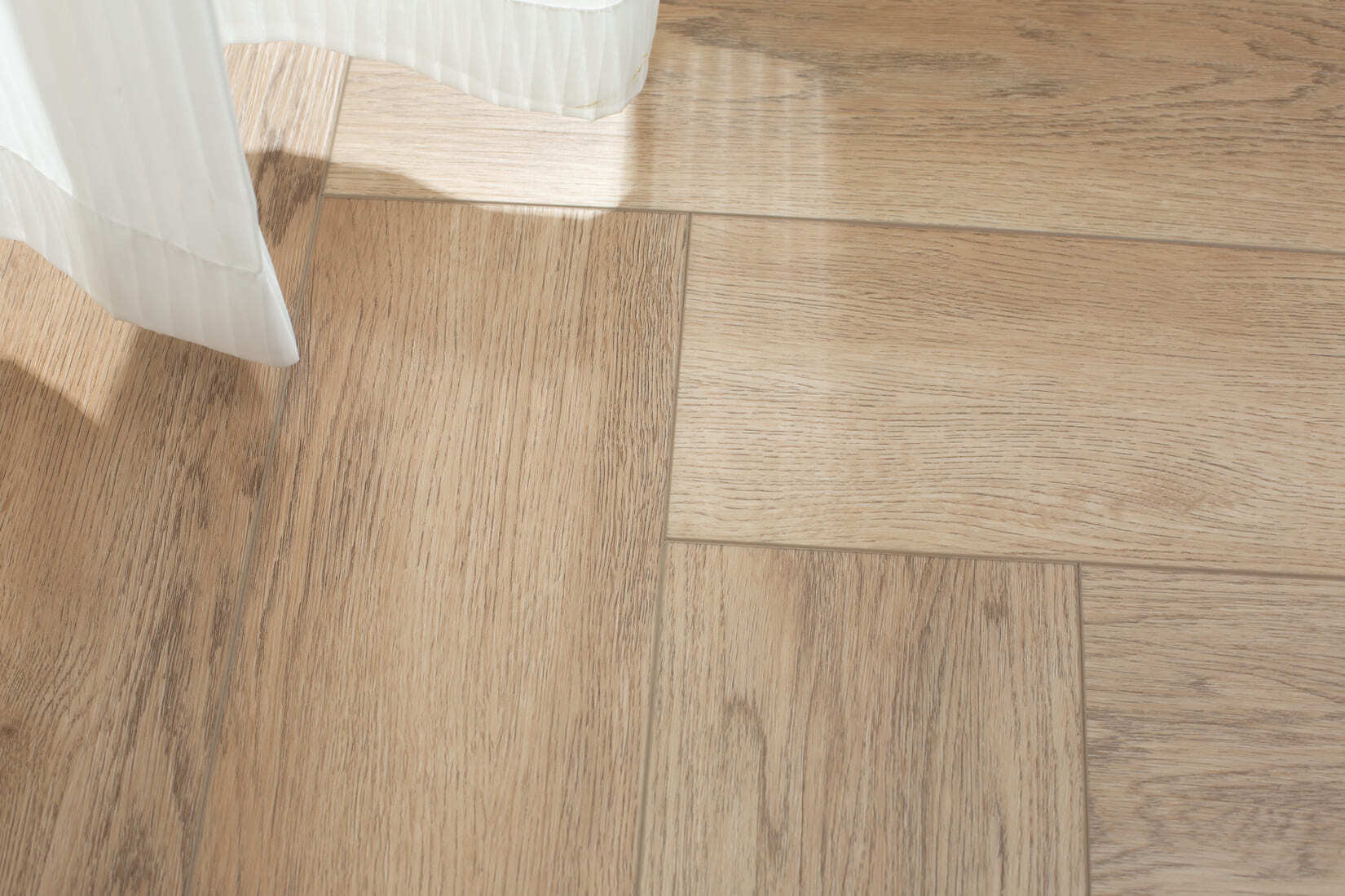 Плитка SPC "OneFloor" 3028 А,В  ЁЛКА (640*128*4 мм) — купить в Череповце